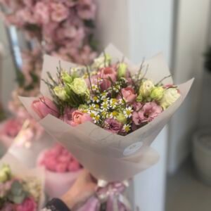 Puokštė “Pavasaris “