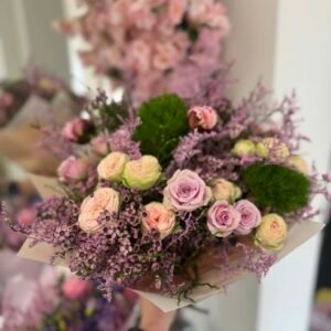 Puokštė "Paslaptingas sodas"