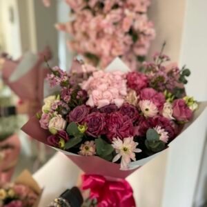 Puokštė "Burgundiška "