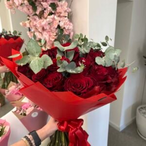 Rožių puokštė "Amžina klasika "